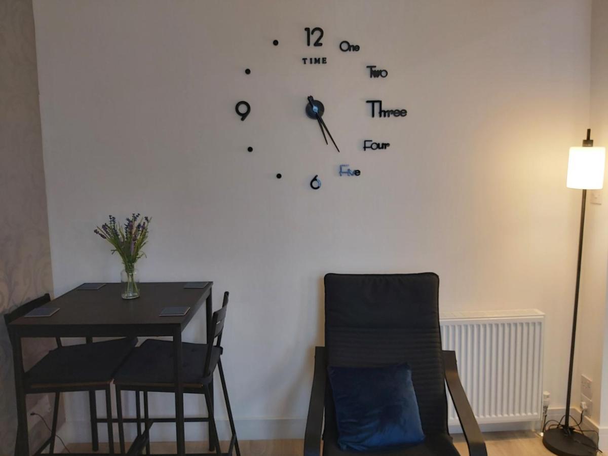 One Bedroom Flat, Very Close To Town Center. Oban Buitenkant foto