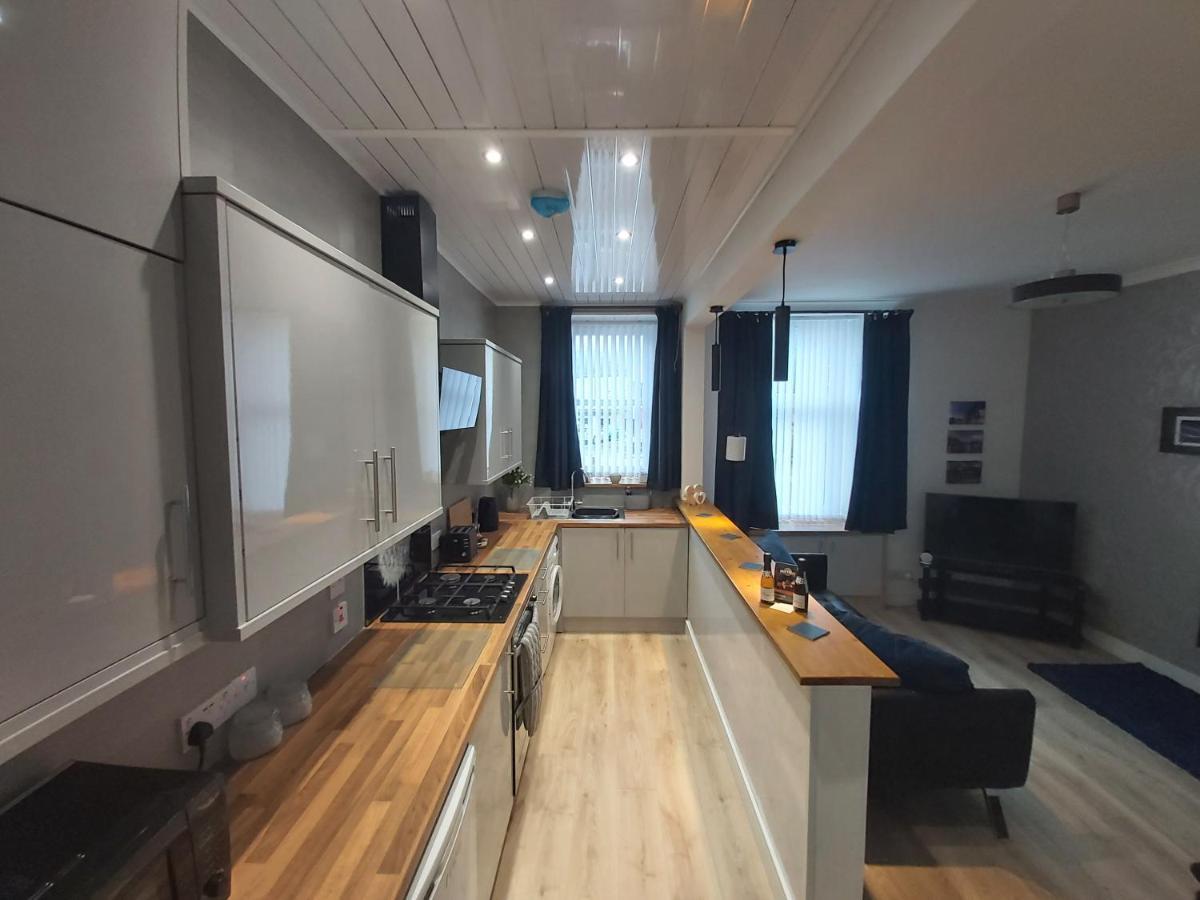 One Bedroom Flat, Very Close To Town Center. Oban Buitenkant foto