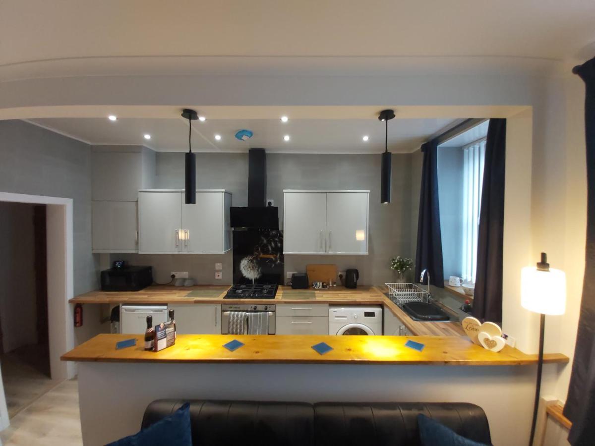 One Bedroom Flat, Very Close To Town Center. Oban Buitenkant foto