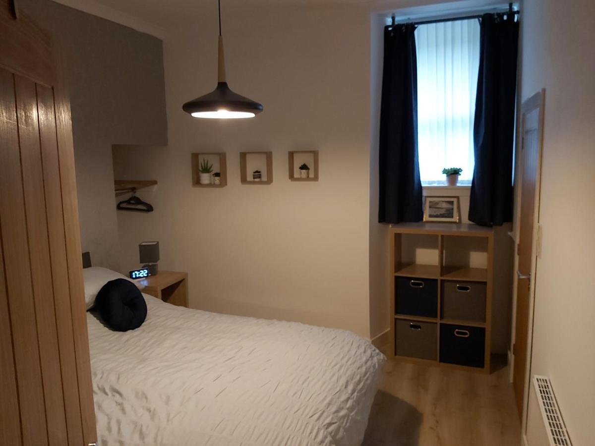 One Bedroom Flat, Very Close To Town Center. Oban Buitenkant foto