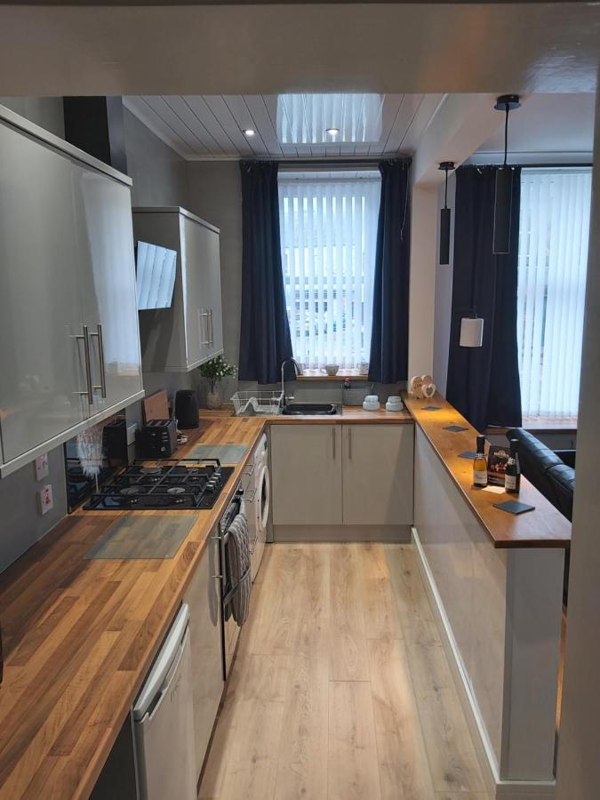 One Bedroom Flat, Very Close To Town Center. Oban Buitenkant foto