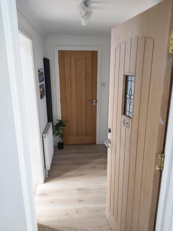 One Bedroom Flat, Very Close To Town Center. Oban Buitenkant foto