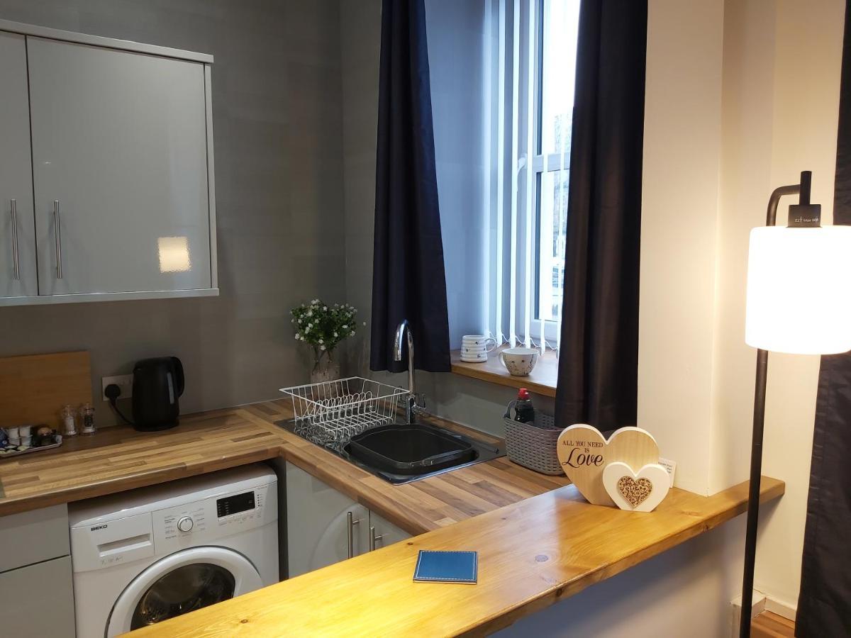 One Bedroom Flat, Very Close To Town Center. Oban Buitenkant foto
