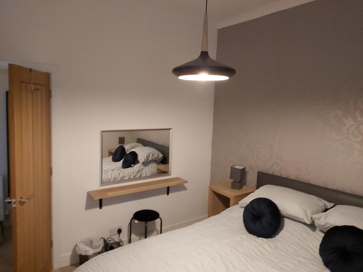 One Bedroom Flat, Very Close To Town Center. Oban Buitenkant foto